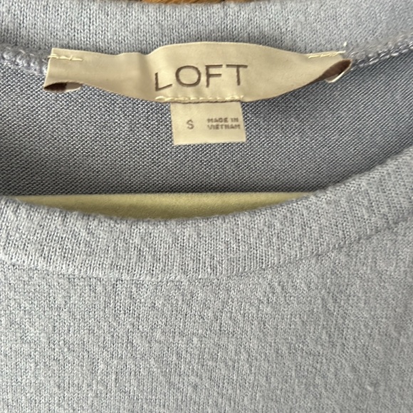 Purple loft sweater size small - Picture 3 of 4